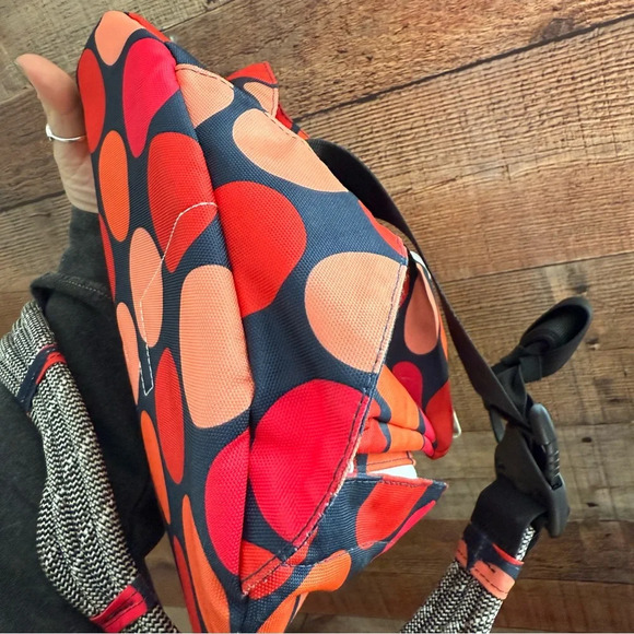 NWOT KAVU One Of A Kind “Got Dots” Rope Sling Bag - Picture 5 of 10